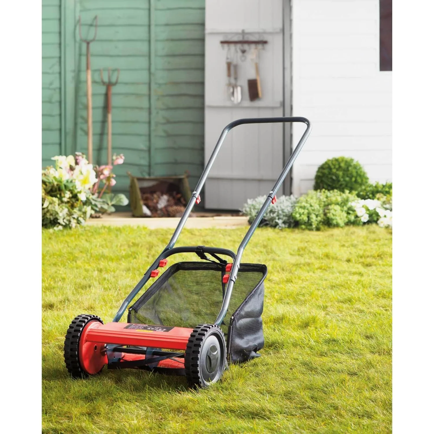 Sovereign Push Cylinder Mower - 30cm 6 Sovereign Push Cylinder Mower - 30cm - Image 4