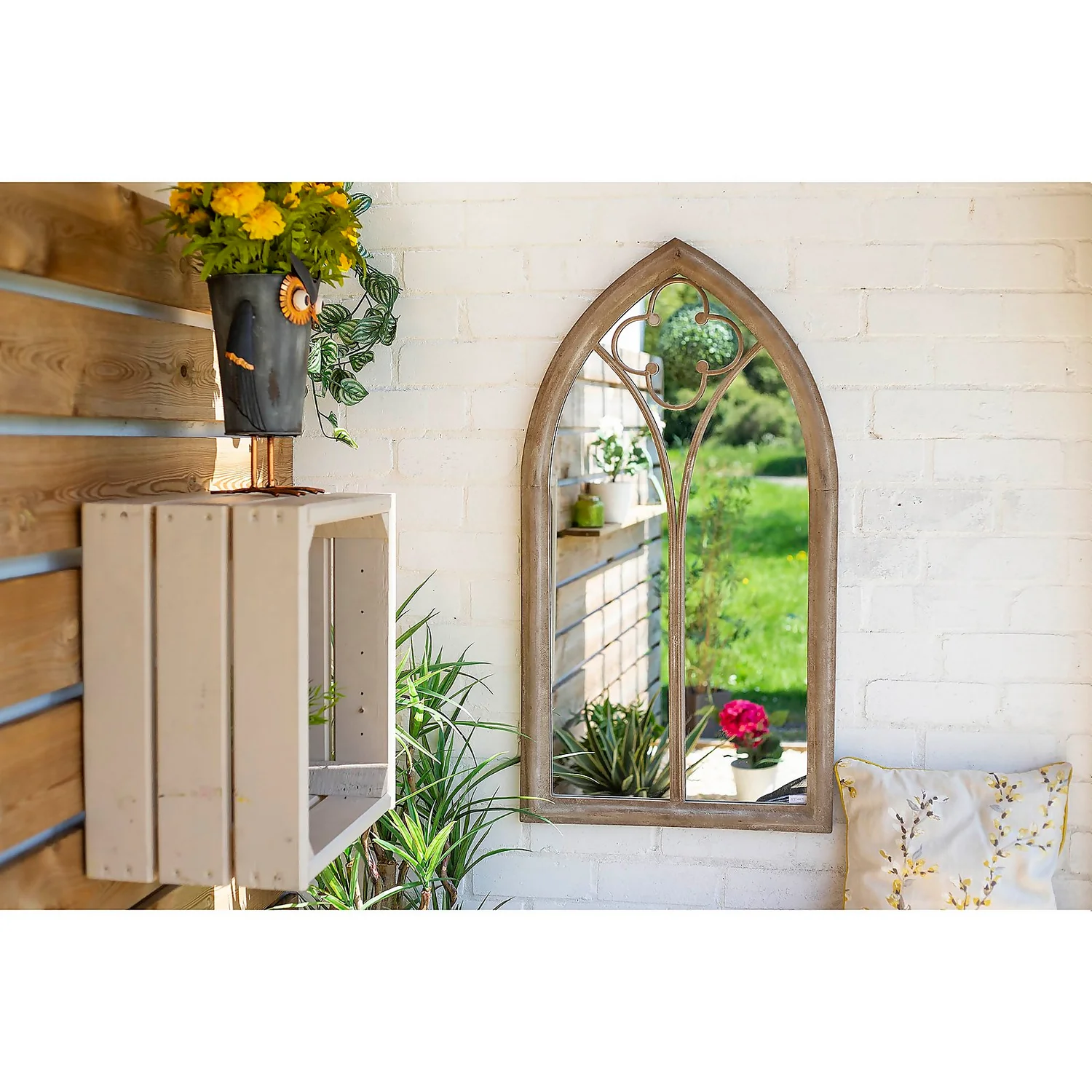 Church Window Outdoor Garden Mirror - 105cm 7 Church Window Outdoor Garden Mirror - 105cm - Image 5