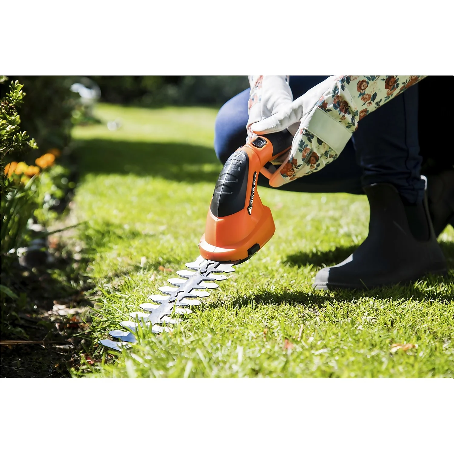 Yard Force 10.8v Grass And Hedge Shear 6 Yard Force 10.8v Grass And Hedge Shear - Image 4