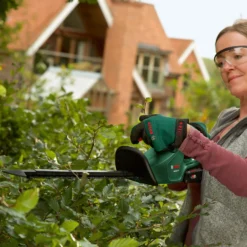 Bosch EasyHedgeCut 18-45 Hedge Trimmer -Outdoor Garden 13496928 1224961768913606