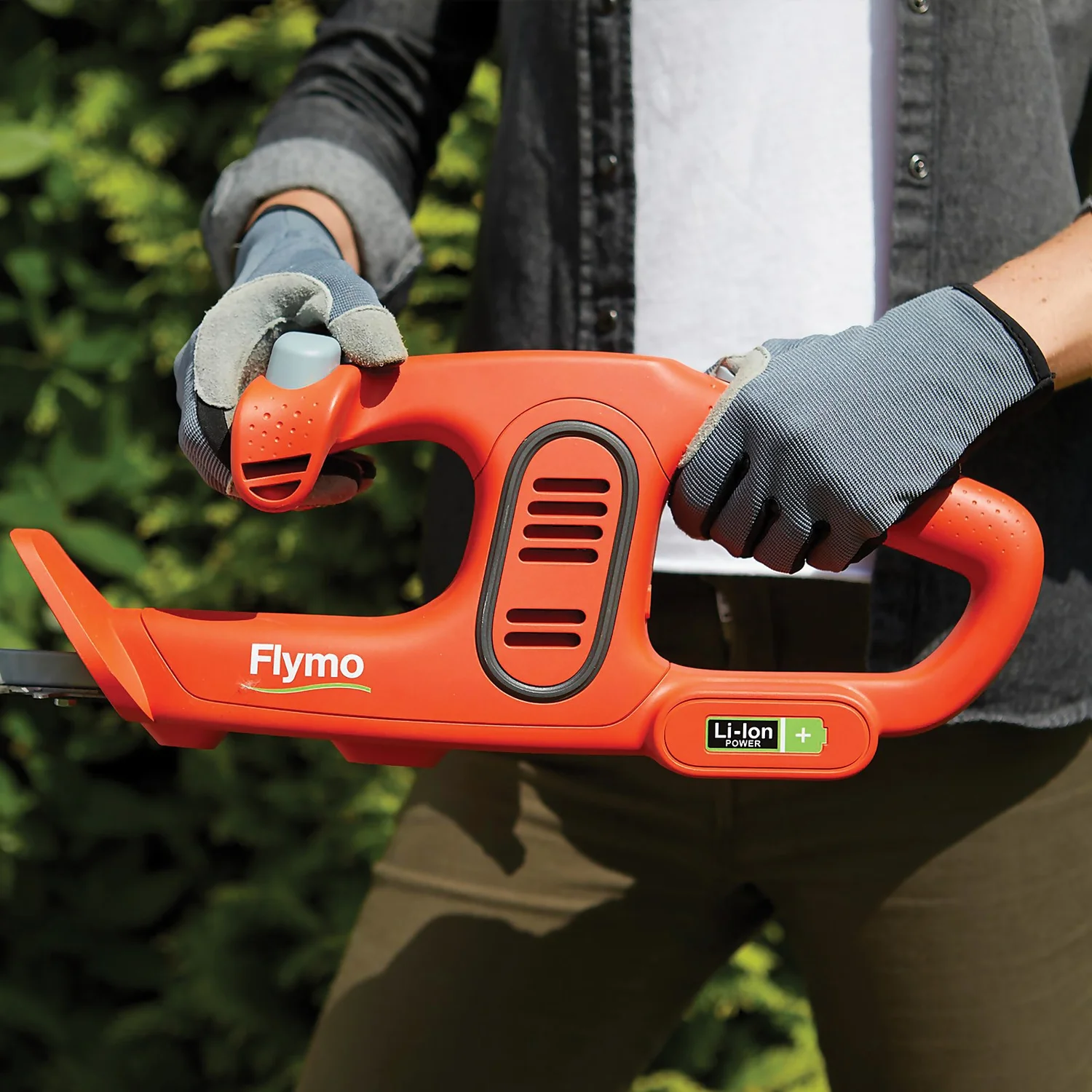 Flymo SimpliCut Cordless Hedge Trimmer 7 Flymo SimpliCut Cordless Hedge Trimmer - Image 5