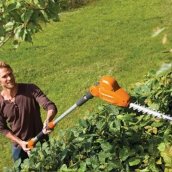 Flymo SabreCut XT TeleHedge Trimmer 13 Flymo SabreCut XT TeleHedge Trimmer -Outdoor Garden 13524809 2734936880461572