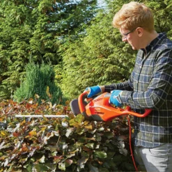 Flymo EasiCut 610XT Hedge Trimmer 12 Flymo EasiCut 610XT Hedge Trimmer -Outdoor Garden 13524810 1814936857509349