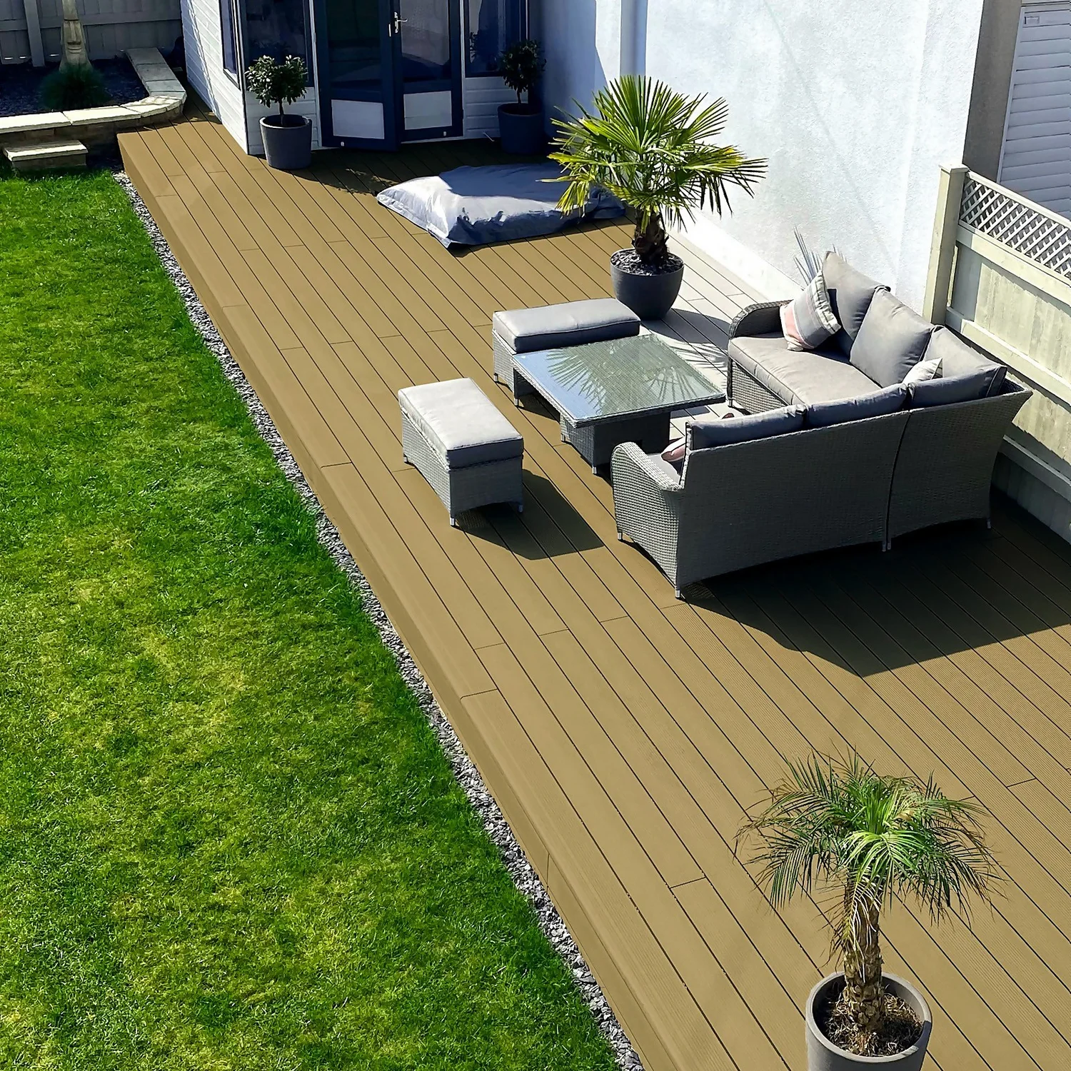 Victoria Composite Decking Castle Groove 30 Pack Teak - 15.12 M2 4 Victoria Composite Decking Castle Groove 30 Pack Teak - 15.12 M2 - Image 2